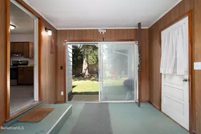 8 Stillwell St, Great Barrington, MA 01230 - Photo 13