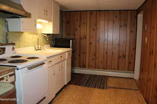 969 Dalton Ave, Pittsfield, MA 01201 - Photo 23