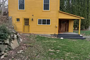 43 Hart St, Great Barrington, MA 01236 - Photo 3