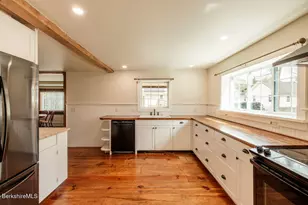 43 Hart St, Great Barrington, MA 01236 - Photo 13