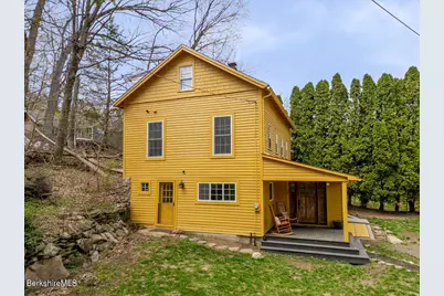 43 Hart St, Great Barrington, MA 01236 - Photo 5