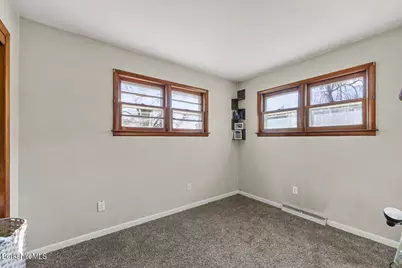 31 New Windsor Rd, Hinsdale, MA 01235 - Photo 11