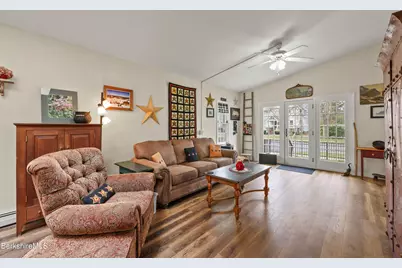 133 Pomeroy Ave, Pittsfield, MA 01201 - Photo 23