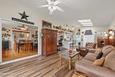 133 Pomeroy Ave, Pittsfield, MA 01201 - Photo 25