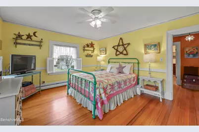 133 Pomeroy Ave, Pittsfield, MA 01201 - Photo 37