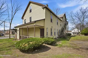 17 Adams St, Easthampton, MA 01027 - Photo 9