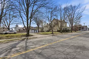 17 Adams St, Easthampton, MA 01027 - Photo 23