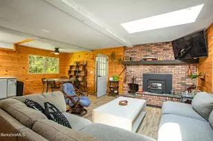 50 Beach Rd, Becket, MA 01223 - Photo 9