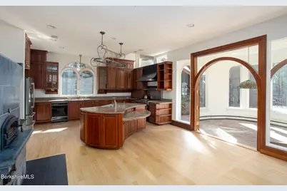 293 New Marlborough-Sandisfield Rd, New Marlboro, MA 01230 - Photo 15