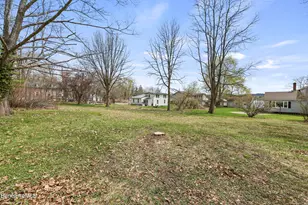 11 Bena St, Lanesborough, MA 01237 - Photo 31
