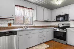 49 Crane Ave, Pittsfield, MA 01201 - Photo 11