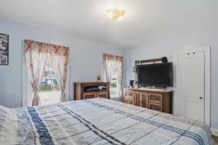 246 Dalton Ave, Pittsfield, MA 01201 - Photo 31