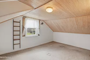 156 Chapel St, Pittsfield, MA 01201 - Photo 29