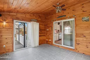 156 Chapel St, Pittsfield, MA 01201 - Photo 27