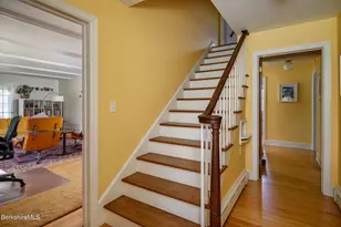 166 Main St, Williamstown, MA 01267 - Photo 21