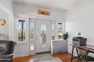 22 Broadway St, Pittsfield, MA 01201 - Photo 29
