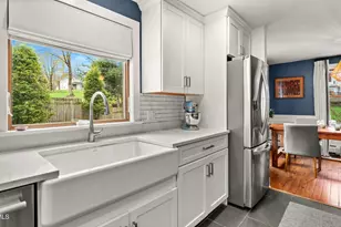11 Lawton St, Lenox, MA 01240 - Photo 9