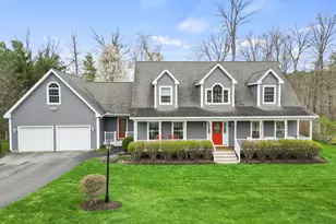 31 Fox Run St, Lee, MA 01238 - Photo 3