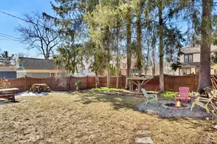 42 Lexington Pkwy, Pittsfield, MA 01201 - Photo 41
