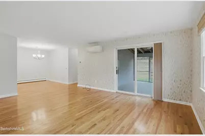 53 Walden Ln, Pittsfield, MA 01201 - Photo 7