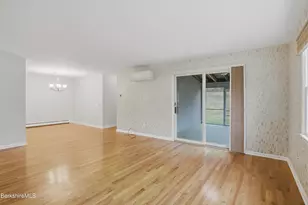 53 Walden Ln, Pittsfield, MA 01201 - Photo 7
