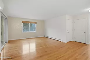 53 Walden Ln, Pittsfield, MA 01201 - Photo 5