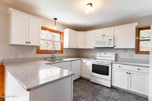 51 Howe Rd, Pittsfield, MA 01201 - Photo 7