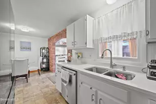 15 Martin Ave, Lee, MA 01238 - Photo 7