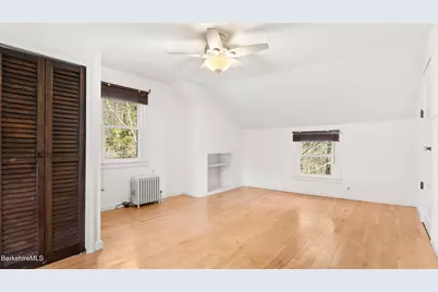 181 New Lenox Rd, Lenox, MA 01240 - Photo 23