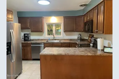 249 Hancock Rd, Pittsfield, MA 01201 - Photo 3