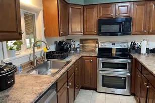 249 Hancock Rd, Pittsfield, MA 01201 - Photo 5