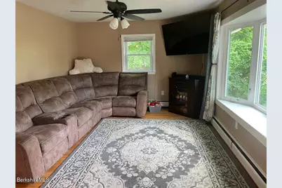 249 Hancock Rd, Pittsfield, MA 01201 - Photo 9