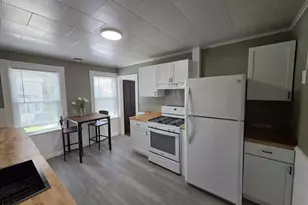 40 E Jordan St, Adams, MA 01220 - Photo 5