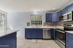 100 S Prospect St, Lee, MA 01238 - Photo 11