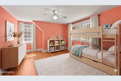 100 S Prospect St, Lee, MA 01238 - Photo 19