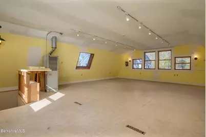 1201 Green River Rd, Williamstown, MA 01267 - Photo 33