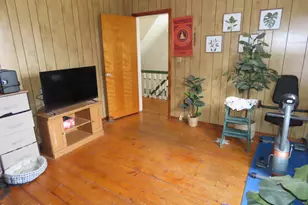 8 Cherry St, Adams, MA 01220 - Photo 17