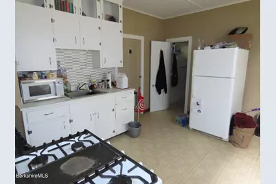 8 Cherry St, Adams, MA 01220 - Photo 23