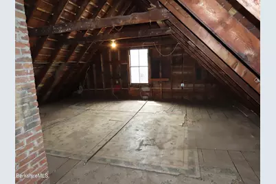 8 Cherry St, Adams, MA 01220 - Photo 39