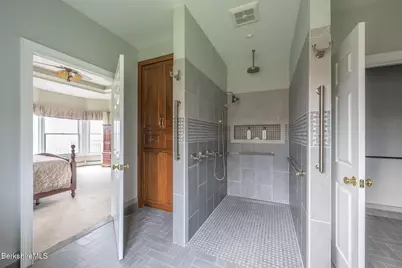 201 Chanterwood Rd, Lee, MA 01238 - Photo 17