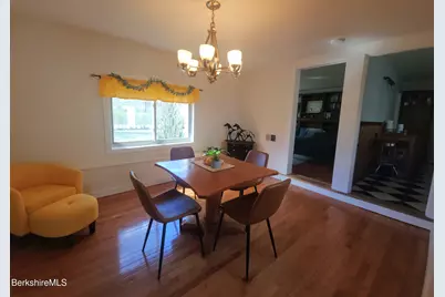 16 E New Lenox Rd, Lenox, MA 01240 - Photo 11