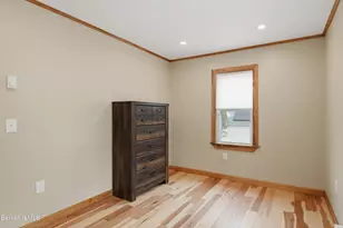 37 Alger St, Adams, MA 01220 - Photo 27