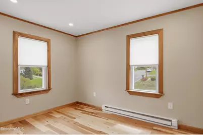 37 Alger St, Adams, MA 01220 - Photo 25