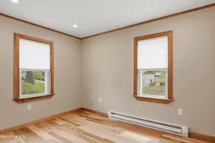 37 Alger St, Adams, MA 01220 - Photo 25