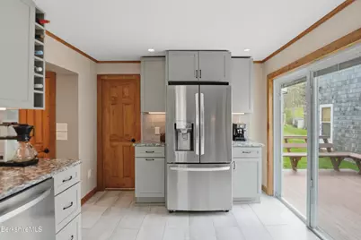 37 Alger St, Adams, MA 01220 - Photo 19