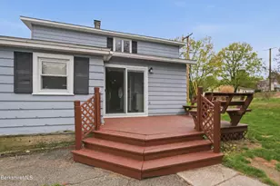 37 Alger St, Adams, MA 01220 - Photo 35
