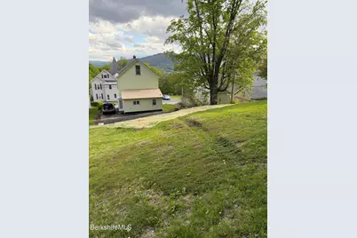 31 Millard Ave, Clarksburg, MA 01247 - Photo 19