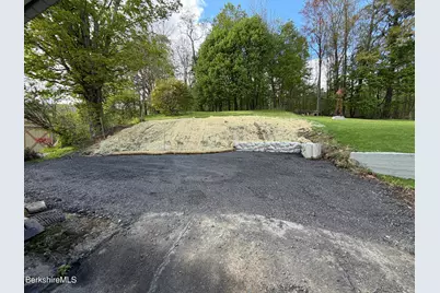 31 Millard Ave, Clarksburg, MA 01247 - Photo 33