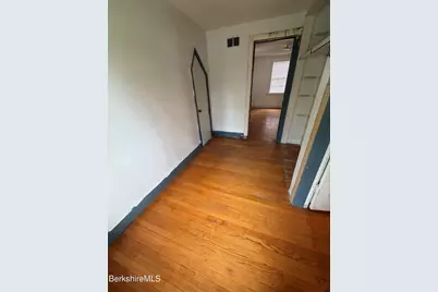 19 Upland Rd, Pittsfield, MA 01201 - Photo 7