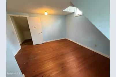 19 Upland Rd, Pittsfield, MA 01201 - Photo 13